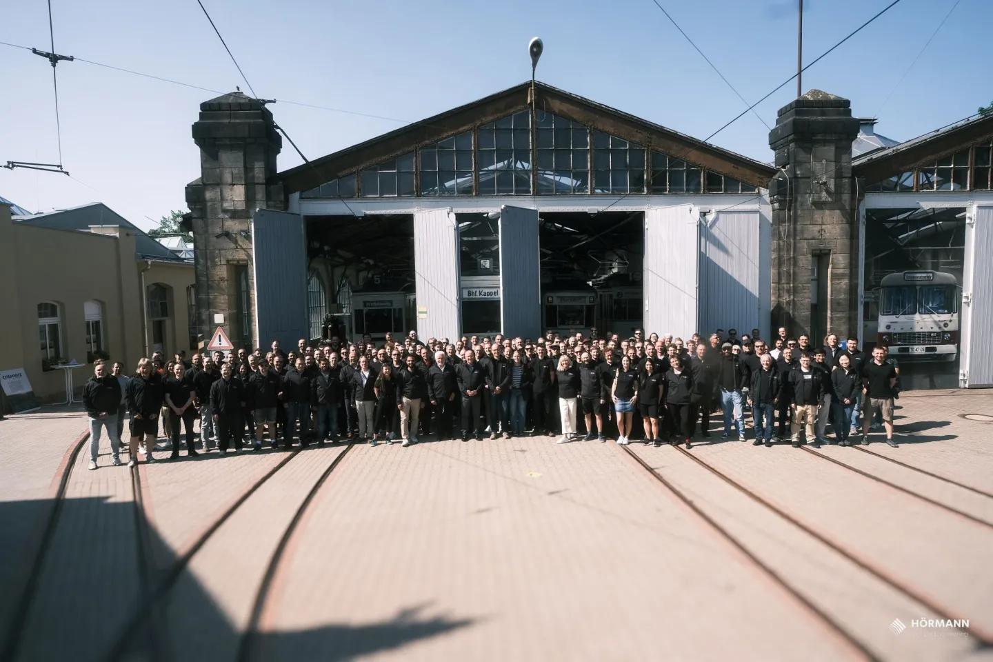 Mitarbeiter Sommerfest HÖRMANN VEHICLE ENGINEERING GaragenCampus Chemnitz