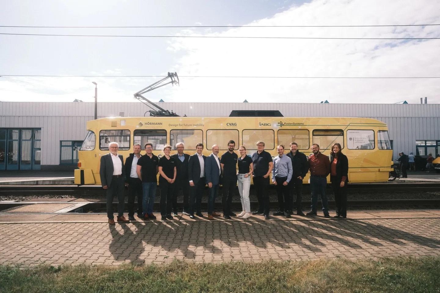 Konsortium SmarTram Autonomes Fahren HÖRMANN Vehicle Engineering CVAG Forschung Chemnitz Test Fahrzeug